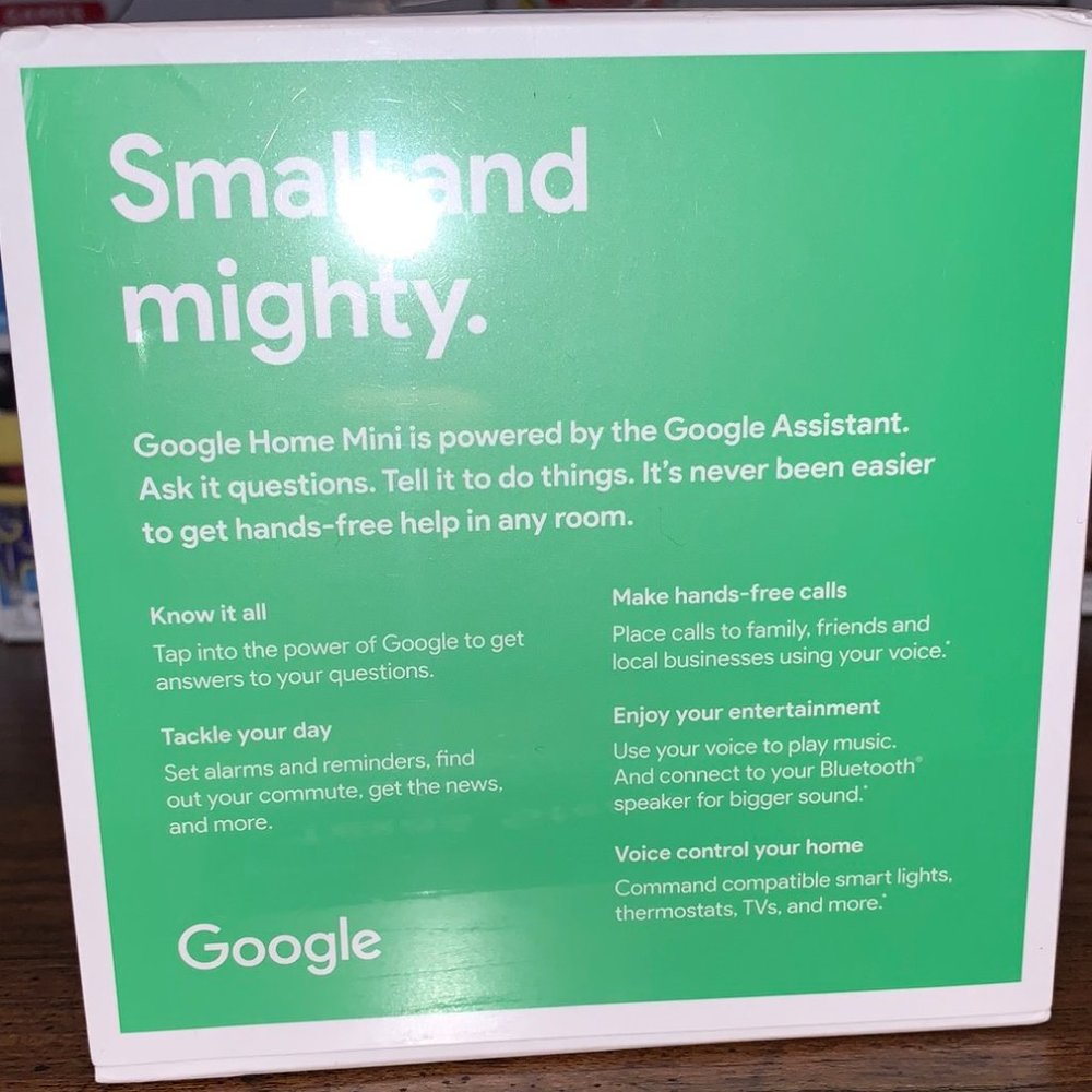 Google Home Mini - Picture 3 of 5